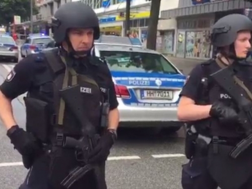 Njemačka: Jedan mrtav, četvero ranjenih: "Probadao je ljude i vikao Allahu Akbar"