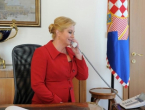 Kolinda izbacila bistu Tita, Mesić je želi u svome uredu