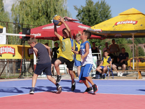 ''Caffe In Domić'' pobjednik Streetball Rama 2020. za juniore