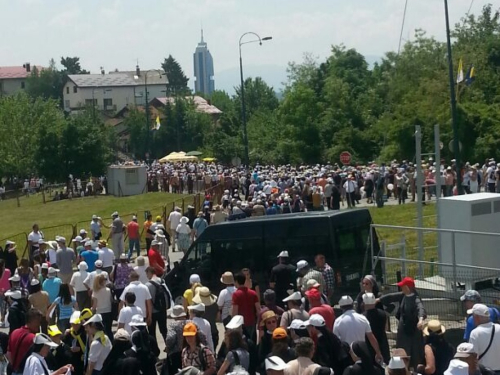 FOTO/VIDEO: Ramci na susretu s papom Franjom u Sarajevu