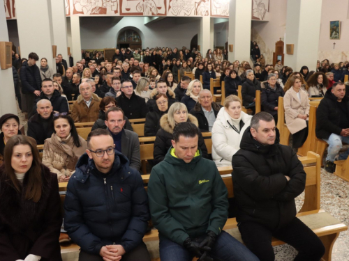 FOTO: Polnoćka na Šćitu