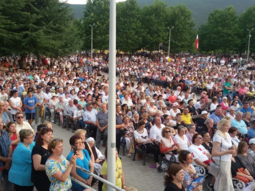 FOTO: Ramci hodočastili Gospi u Međugorje