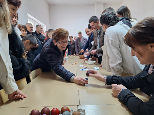 FOTO: Turnir na Orašcu - najtvrđe jaje imala Milka Nović
