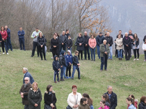 FOTO: Ramski put križa na brdo Gračac