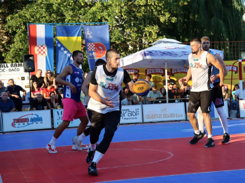 FOTO: Ekipa ''Ba.Riba'' pobjednik 20. Streetball Rama 2022.