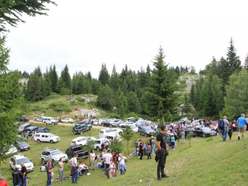 Foto: Stipića livada - 25. obljetnica stradanja hrvatskih civila i vojnika