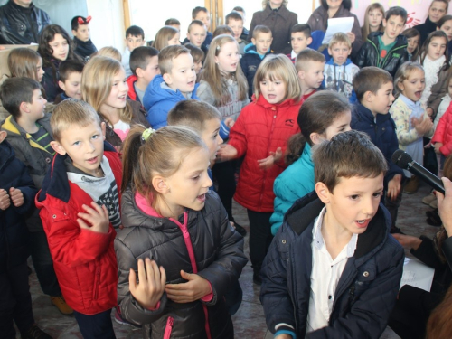 FOTO: Sv. Nikola radosno dočekan i u župi Rama Šćit