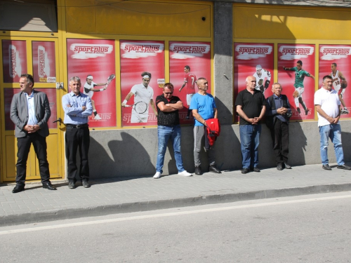 FOTO: Polaganjem vijenaca i svečanom sjednicom započelo obilježavanje Dana općine