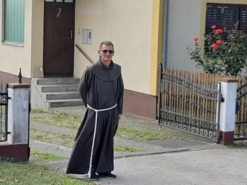 Preminuo je fra Mario Radman