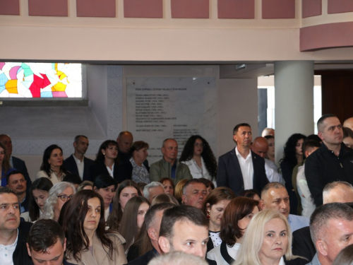 FOTO: Matura 2025. - Defile mladosti na ulicama Prozora