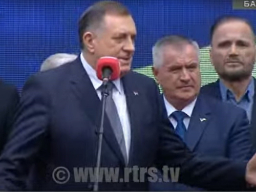 Dodik: Osuđen sam godinu dana na njihovo s*anje