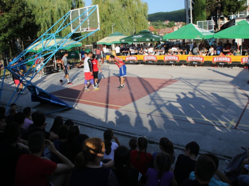 FOTO: ''General Vasilije Mitu'' iz Zagreba pobjednik 15. Streetball Rama