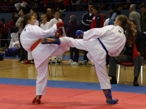 KK "Empi": Deset medalja u Stocu