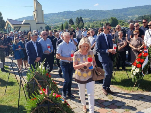 Obilježena 27. obljetnica zločina nad Hrvatima Bugojna: Zločinci neće imati zadnju riječ!