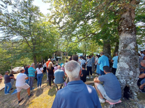 FOTO/VIDEO: Na Pomenu obilježena 29. obljetnica stradanja hrvatskih branitelja