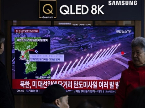 Sjeverna Koreja ispalila niz balističkih projektila