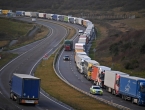 Luke u Britaniji su zagušene, u Doveru nepregledne kolone kamiona: ‘Prijete nam nestašice hrane‘