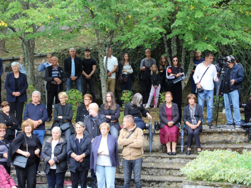FOTO: Obilježena 32. obljetnica stradanja Hrvata na Uzdolu