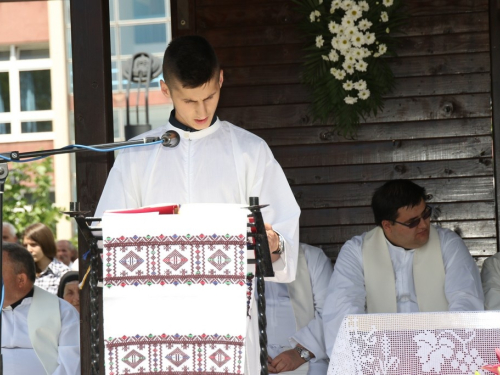 FOTO: Vanjska proslava patrona župe Prozor