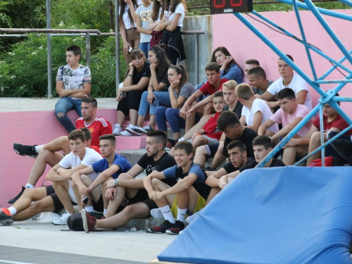 FOTO: Druga večer Streetball turnira u Prozoru