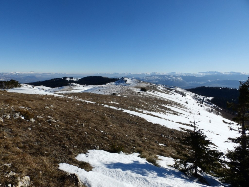 FOTO: Zimski uspon na planinu Radušu