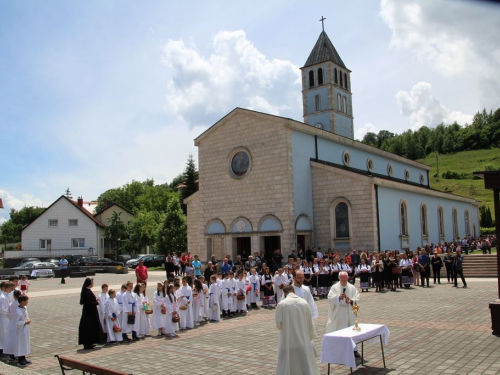 FOTO: Tijelovo u župi Prozor