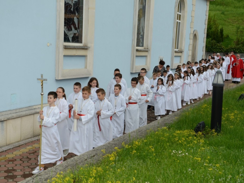 FOTO: Prva pričest u župi Prozor