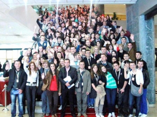 Foto: Mladi iz Rame u Sarajevu na treningu Omladinske banke