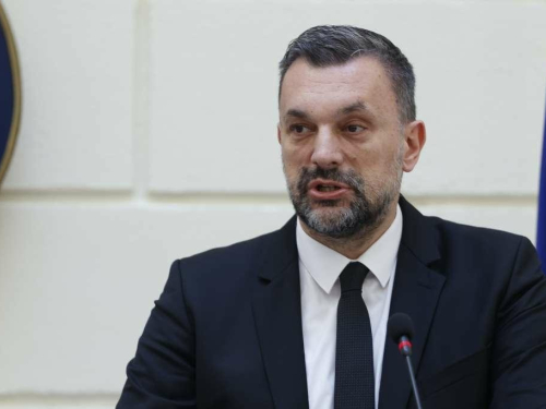 Konaković o SDA-u: ''Psuju, vrijeđaju i truju javni prostor''