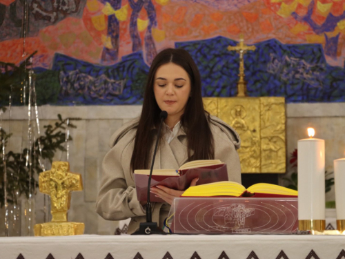 FOTO: Polnoćka na Šćitu