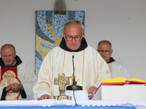 FOTO: Vanjska proslava svetoga Franje u Rumbocima