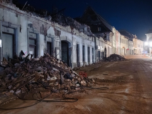 U najnovijem potresu oštećeno nekoliko ‘već načetih‘ objekata, među njima i policijska stanica