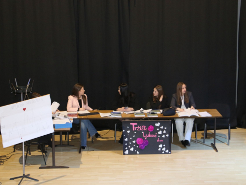 FOTO: Valentinovo u Prozoru - Maturanti priredili nezaboravnu večer