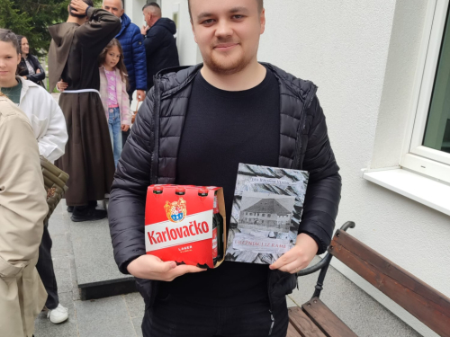 FOTO: Turnir na Orašcu - najtvrđe jaje imala Milka Nović