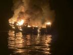 Putnici broda izgorjeli na spavanju, pronađeno 25 tijela