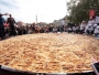 Guinnessov rekord: Napravljen burek od 650 kilograma i porcija s 1.500 ćevapa