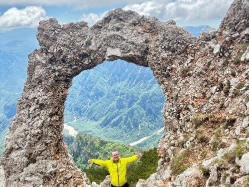 FOTO: Ramci i Solinjani zajedno osvojili Hajdučka vrata na Čvrsnici!