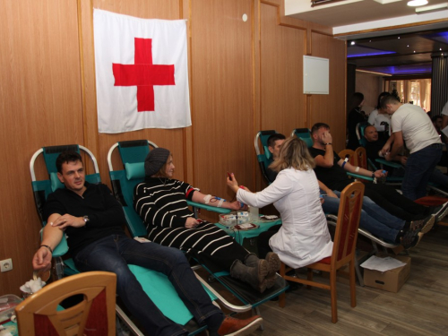 FOTO: Uspješna akcija dobrovoljnog darivanja krvi u Prozoru