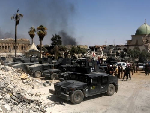 Iračani se i dalje bore s džihadistima u Mosulu