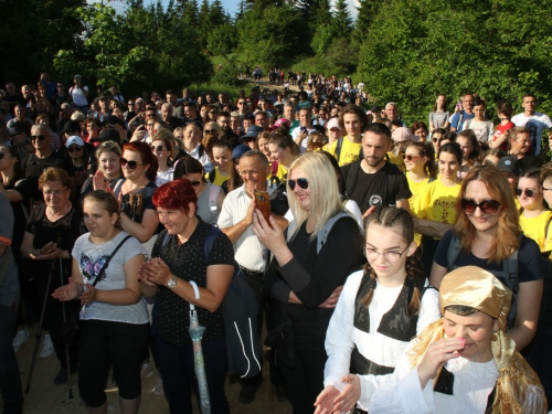 FOTO: Jedinstveni događaj na Pidrišu - stigle moći sv. Ante