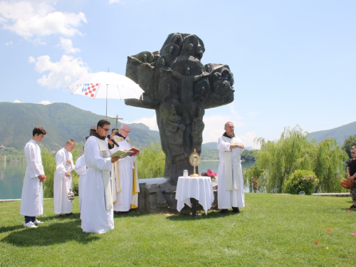 FOTO: Tijelovo u župi Rama Šćit