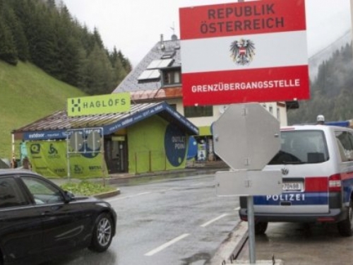 Austrija zatvara Tirol zbog novog soja koronavirusa