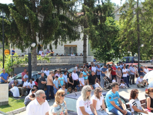 FOTO: Vanjska proslava patrona župe Prozor