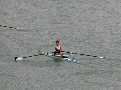 FOTO: Na Ramskom jezeru održana 10. veslačka regata
