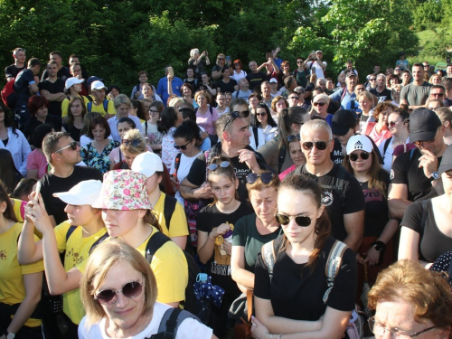 FOTO: Jedinstveni događaj na Pidrišu - stigle moći sv. Ante