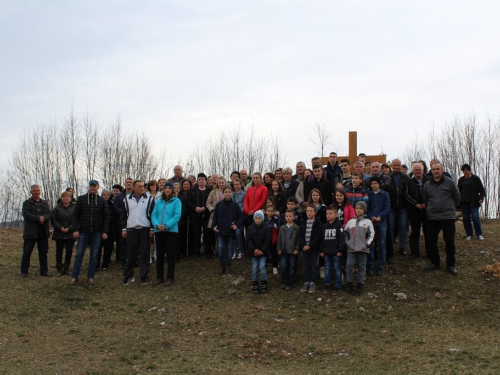 FOTO: Put križa - Prva korizmena nedjelja u župi Uzdol