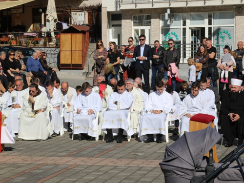 FOTO: Mlada misa vlč. Josipa Dedića u župi Prozor