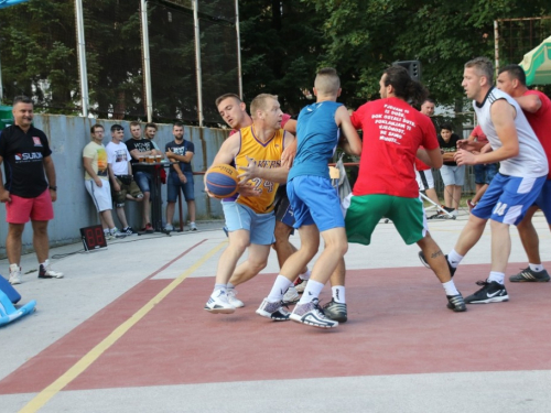 FOTO: Počeo turnir u uličnoj košarci ''Streetball Rama 2017.''