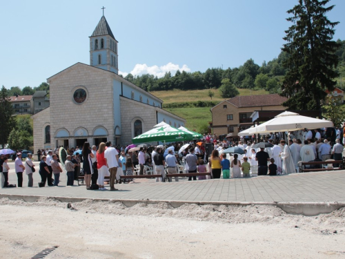 FOTO: Mlada misa vlč. Ljube Zelenike u Prozoru