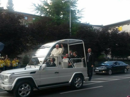 FOTO/VIDEO: Ramci na susretu s papom Franjom u Sarajevu